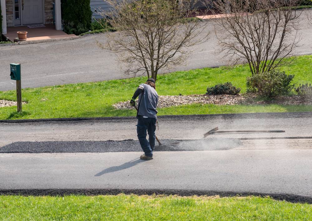A new driveway not only enhances the aesthetic appeal of your home but also helps to provide safety. Call the Southern Love team for your North Austin, Cedar Park, or Leander driveway installation!