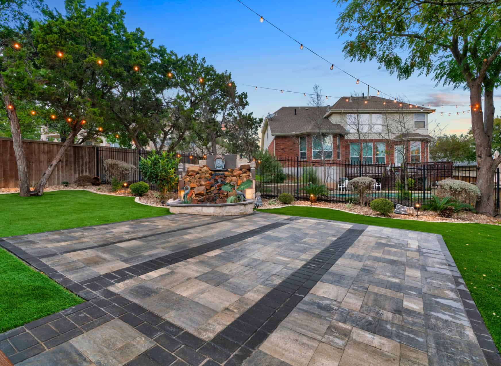 Construct patios that help boost Austin, Cedar Park, and Round Rock curb appeal