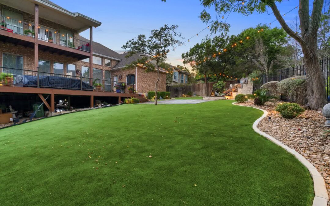 Artificial Turf in Austin: HOA Rules, Costs, and Maintenance Tips